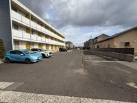 レオパレス古志大橋北サイド 駐車場