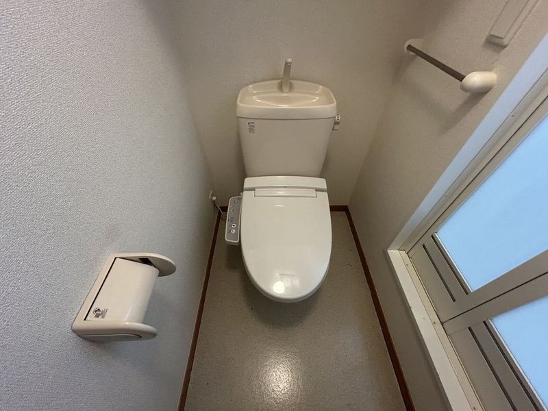 レオパレスいずみ２ トイレ