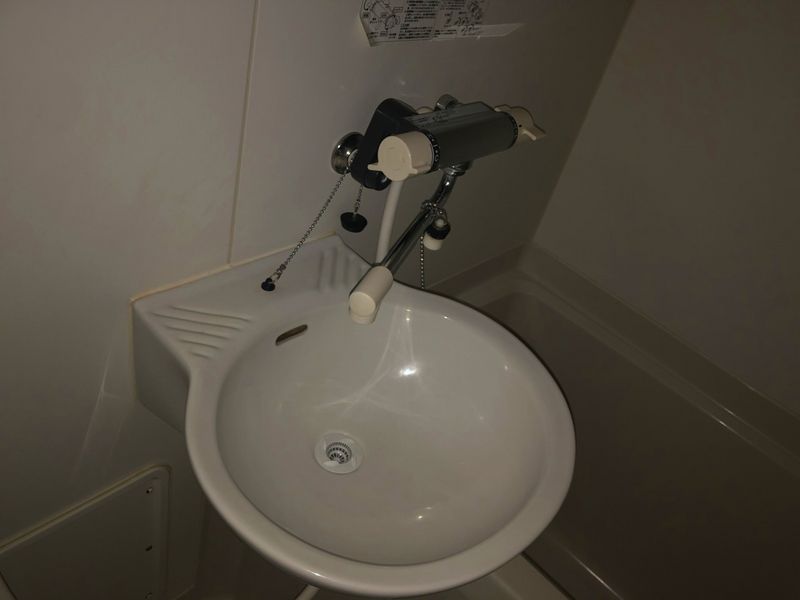 レオパレスルミエールエスト 洗面台