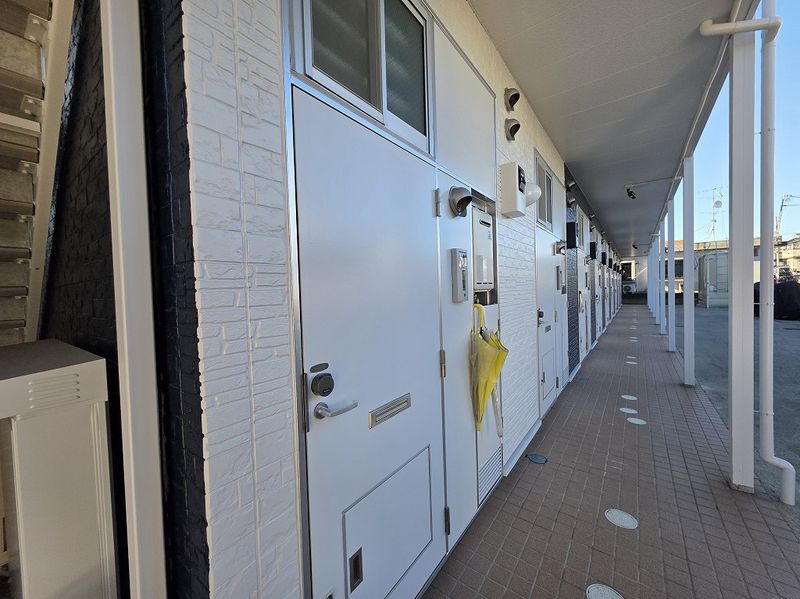 レオパレスコンフォートウッズⅢ エントランス