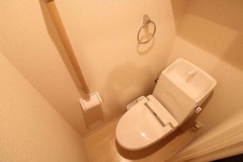 クレイノ日新香里園 トイレ