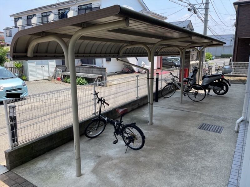 レオパレスペアトゥルース 共用部分