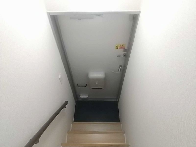 LEONEXT Koganei Park 玄关