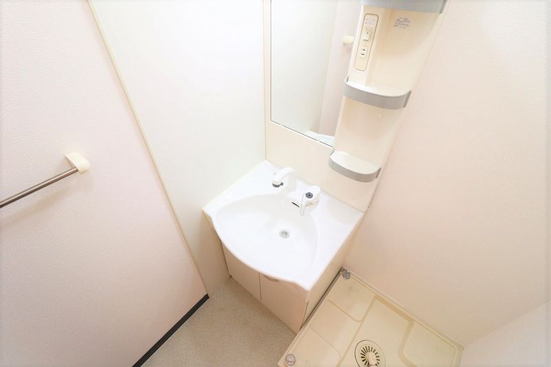 レオネクスト千代川レオハイツ 洗面台