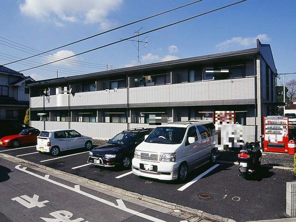 レオパレスパストラル 外観