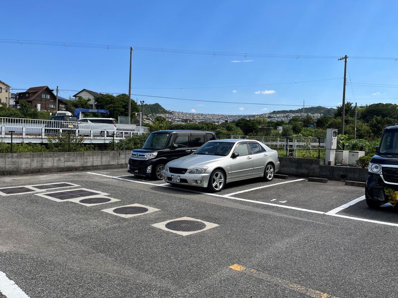 レオパレス光ＧＡＲＤＥＮ 駐車場