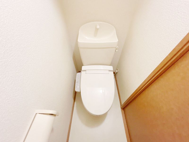 レオパレスＴＵＫＵＳＩＳＯ トイレ