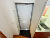 レオパレスクレイン 玄関