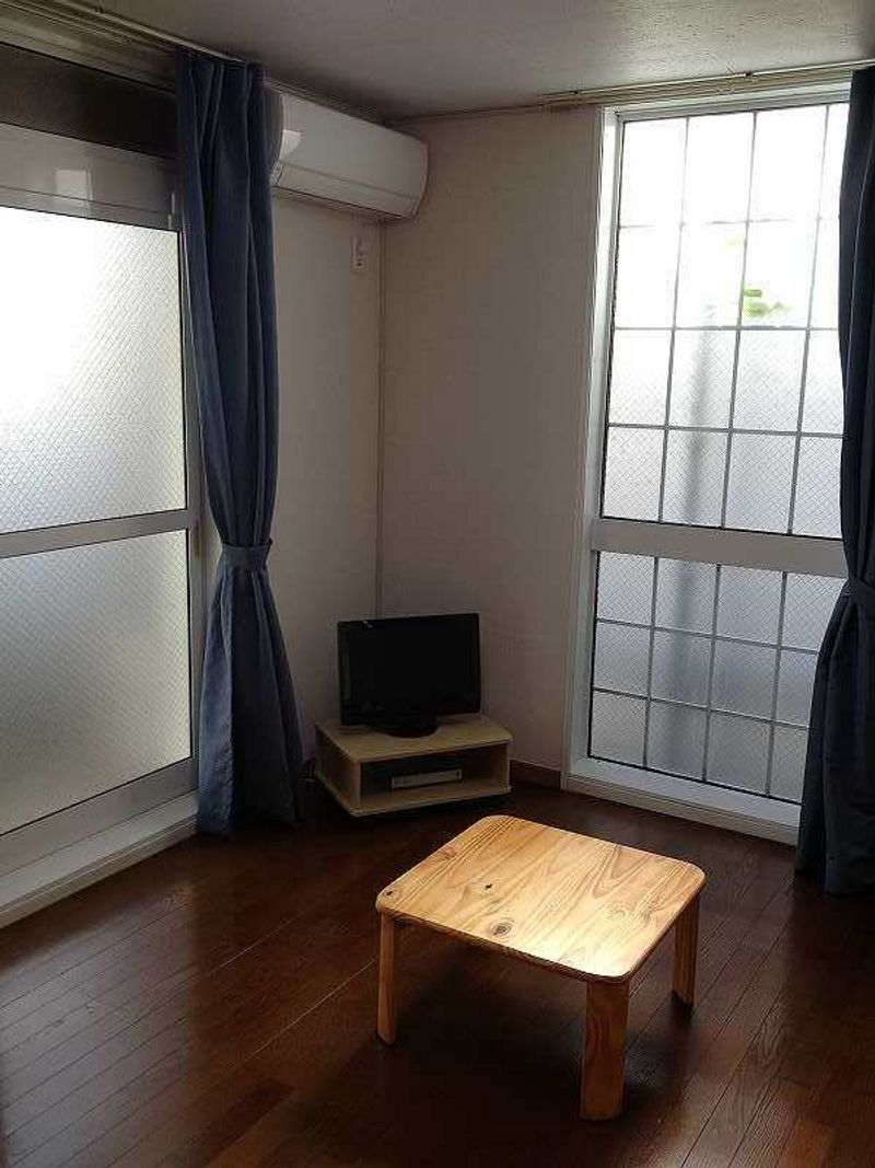 レオパレスリッツ 居間