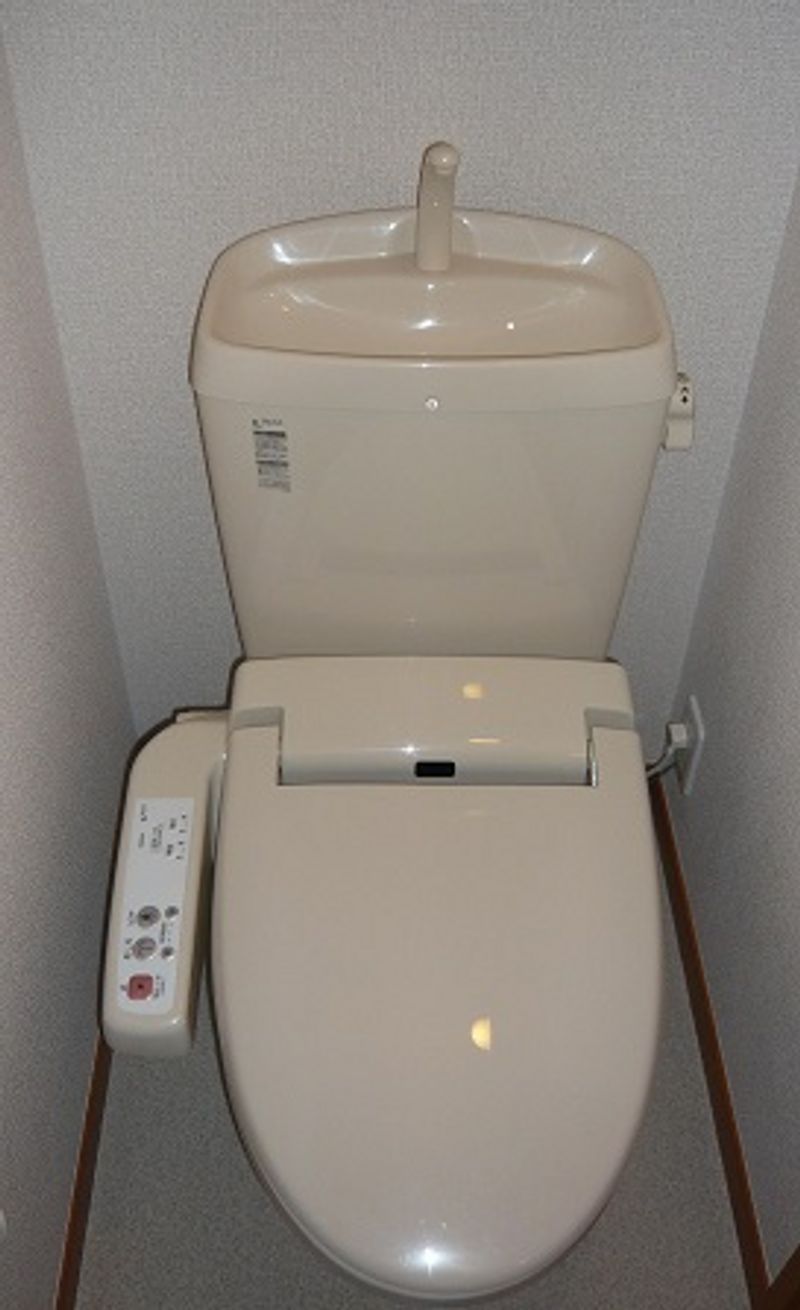 レオネクストにいざか通り トイレ
