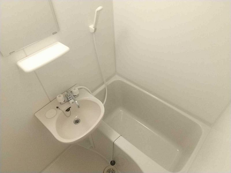 レオパレスアベニューⅡ 風呂