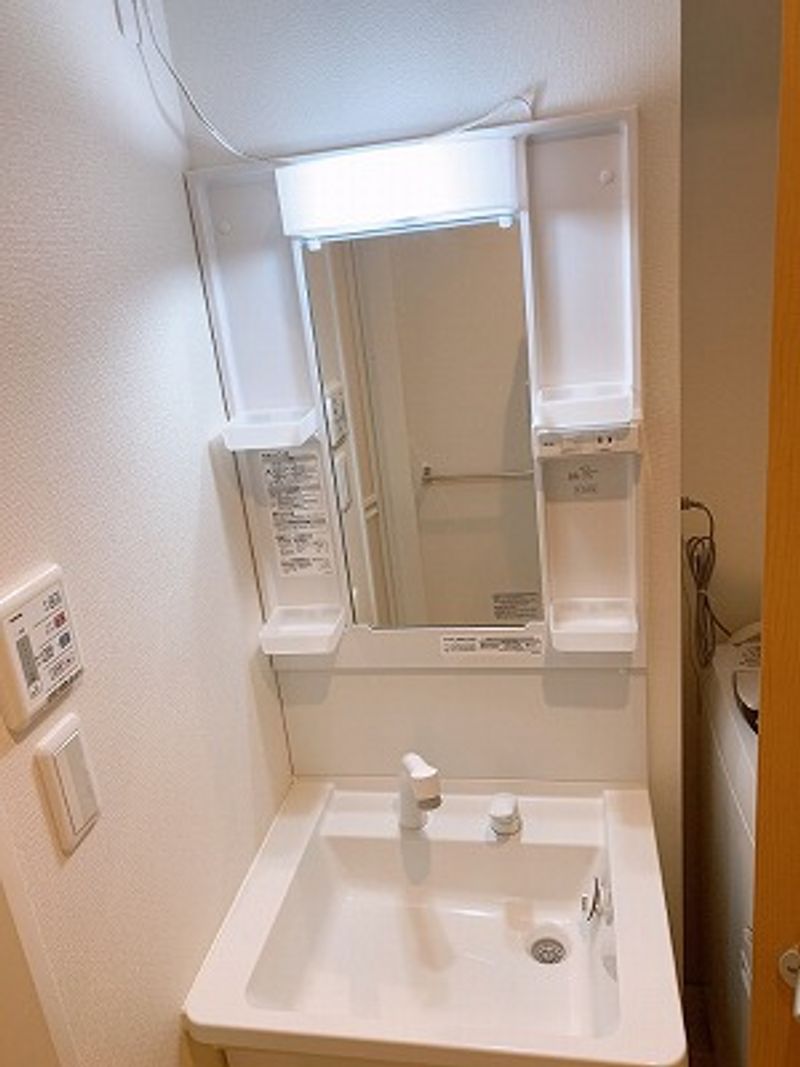 クレイノクリエイト仁川 洗面台