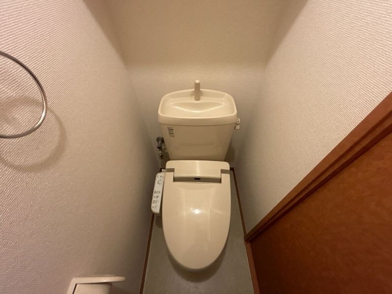 レオパレスなでしこ トイレ