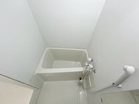 LEONEXT YS Phòng tắm