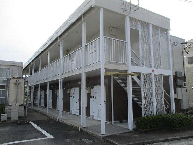 レオパレスコンフォール 外観