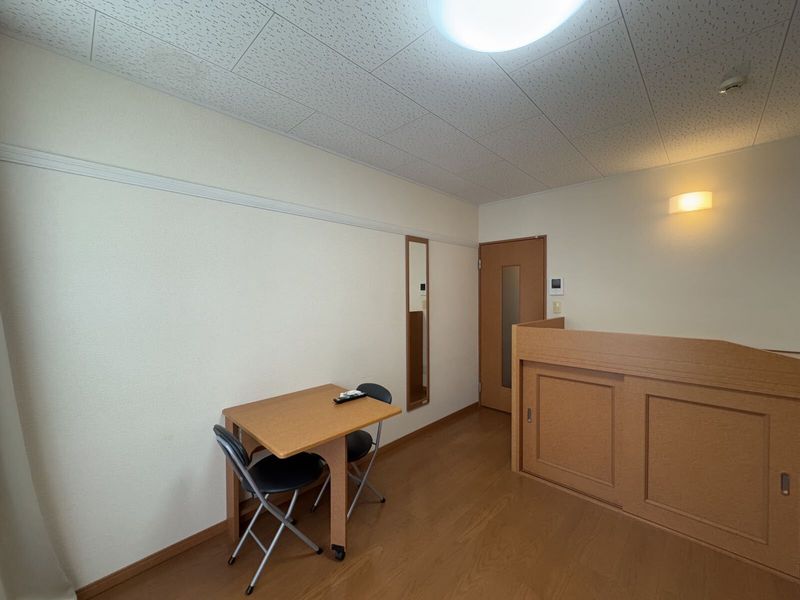 レオパレスベルヴィル 居間