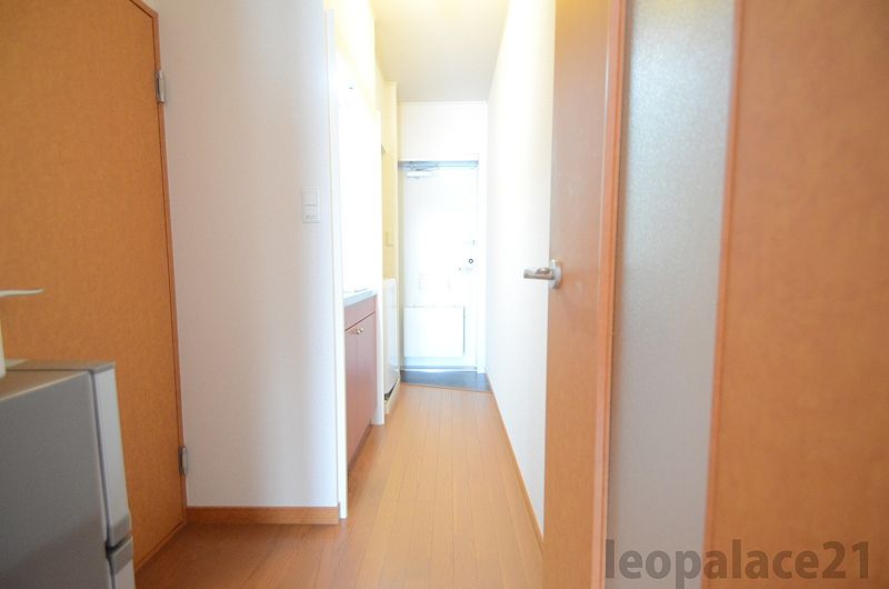 leopalace R210 Entrance