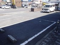 レオパレス大石 駐車場