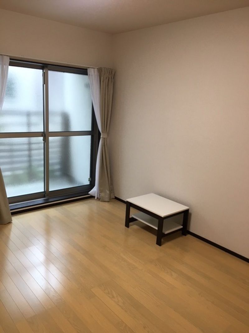 クレイノＴＡＴＥＩＳＨＩ 居間