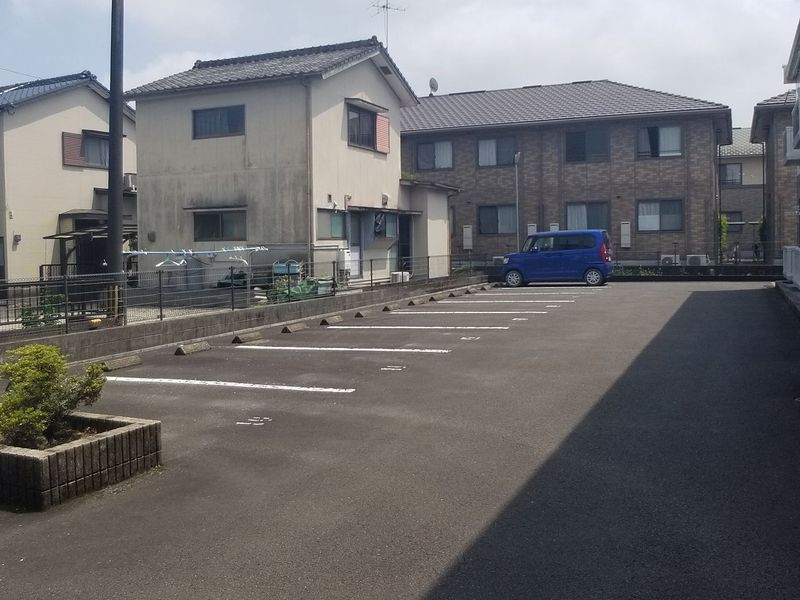 レオパレスｐｒｏｓｐｅｒｉｔｅ 駐車場