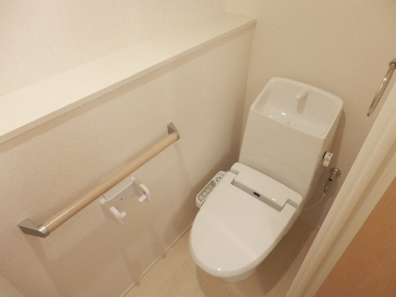 クレイノ粉浜 トイレ