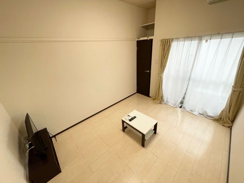クレイノレオ　ナイトウ 居間