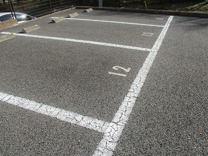 レオネクストパークサイドヒルⅡ 駐車場