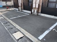 LEONEXT port 停车场