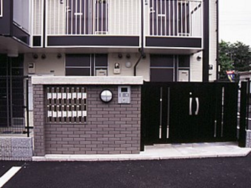 レオパレス双葉ヒルズ エントランス