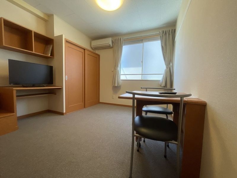 レオパレスＫＫＳ　木ノ本 居間