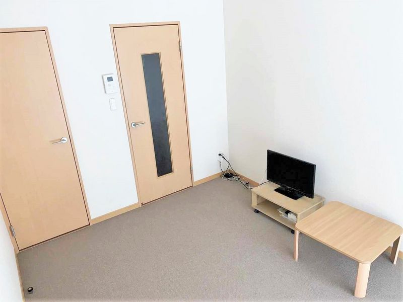 レオパレス夢咲 居間