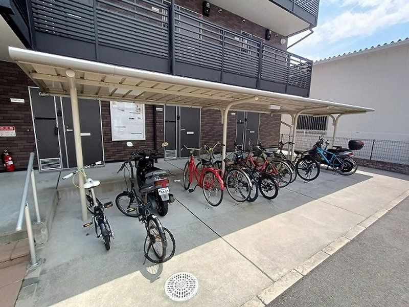 レオネクストスリーズ 共用部分