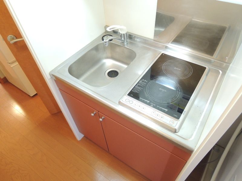 レオパレス伊伝居 キッチン