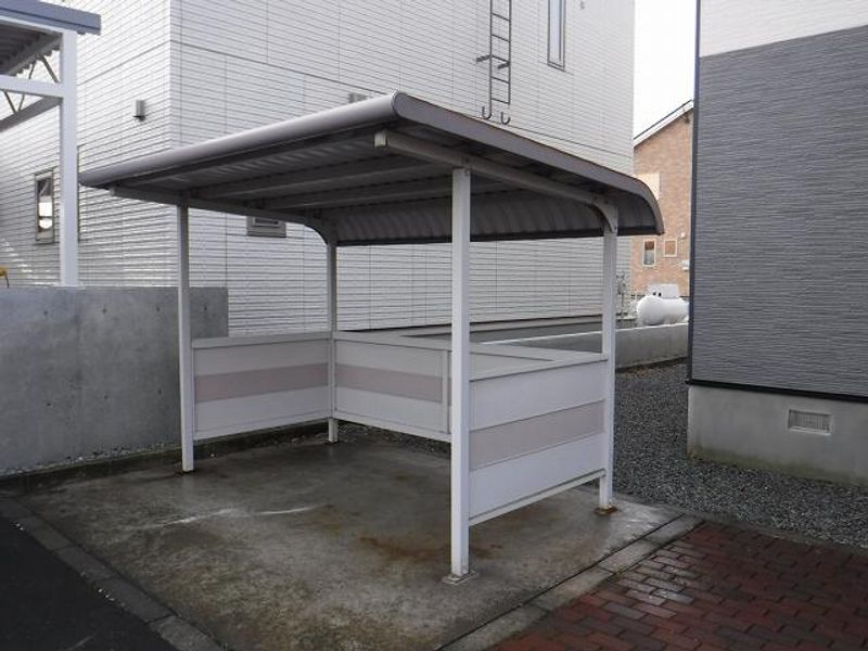 レオパレスマダムド千 その他