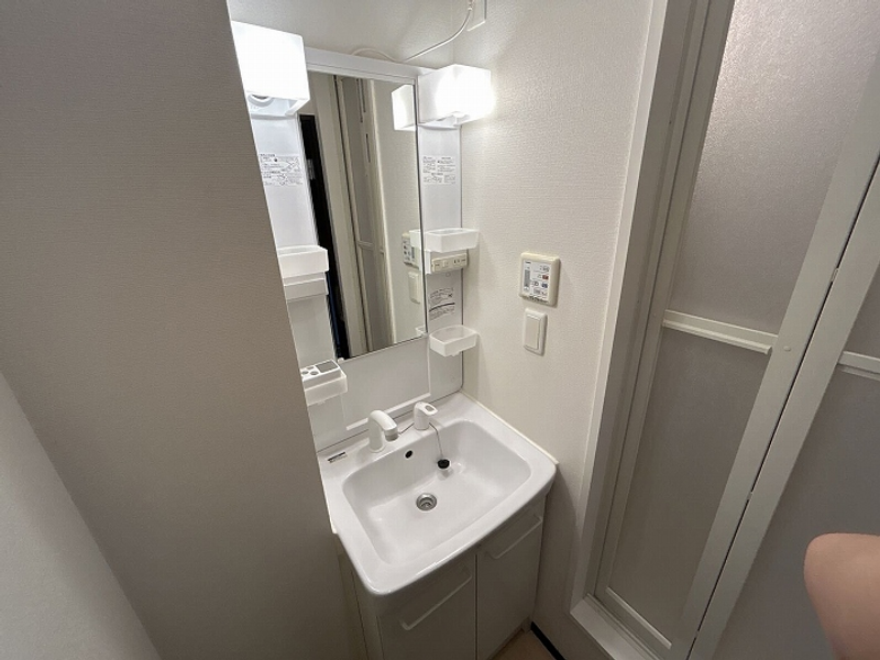 LEONEXT Anje Sink