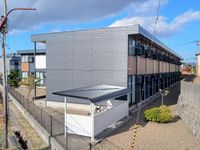 レオパレスメルベーユ新津 外観