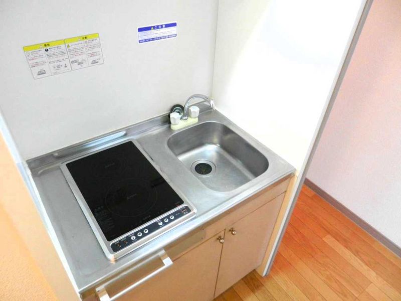 レオパレス友集日 キッチン
