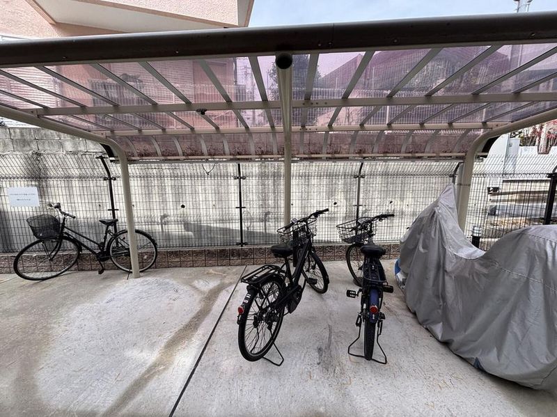 LEONEXT Sakura Godanzaka I Shared spaces