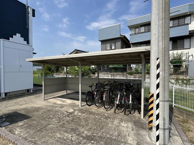 レオパレスフローラⅢ 共用部分