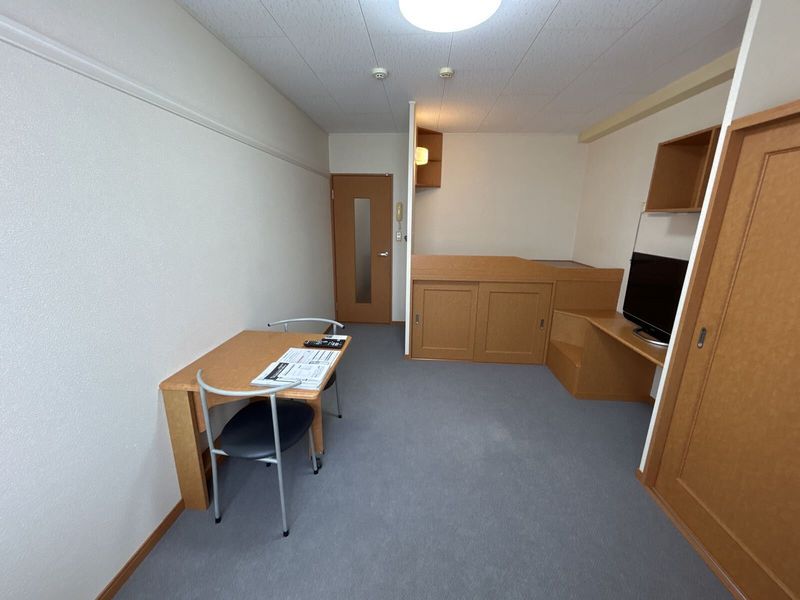 レオパレス中屋敷Ｂ 居間