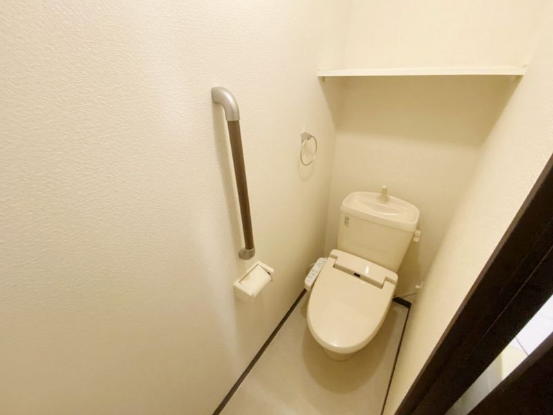 LEONEXT HAJIME III Toilet