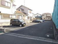 レオパレス水際邸 駐車場