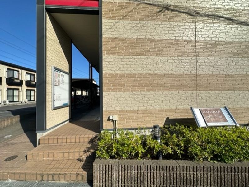 レオパレスバロンⅡ エントランス