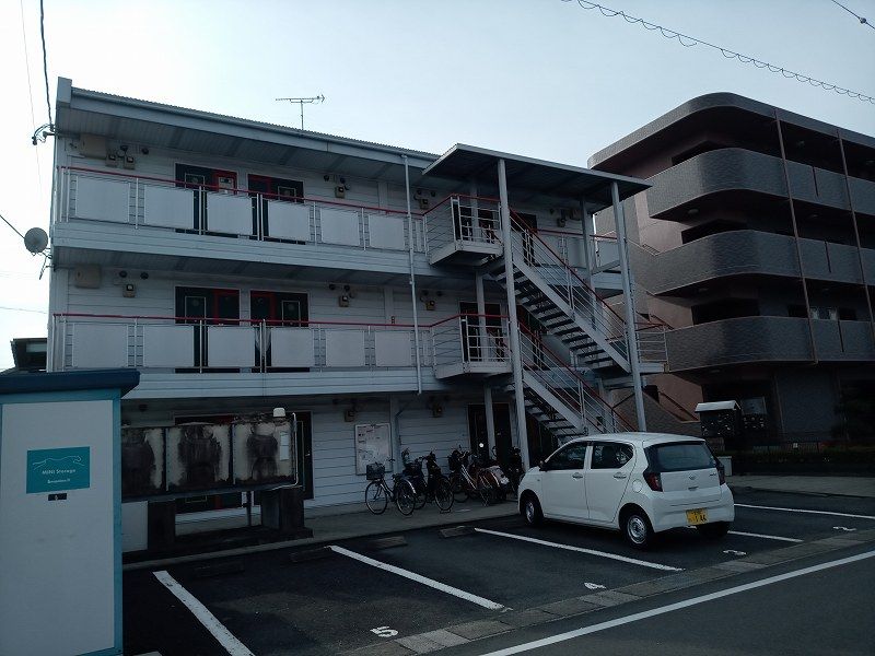 レオパレスＳＩＧＥ 駐車場