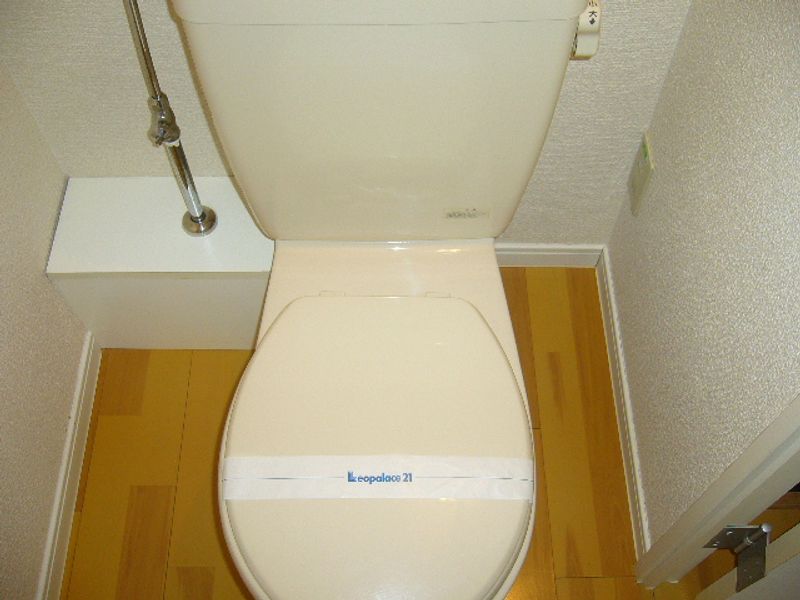 レオパレス中央 トイレ