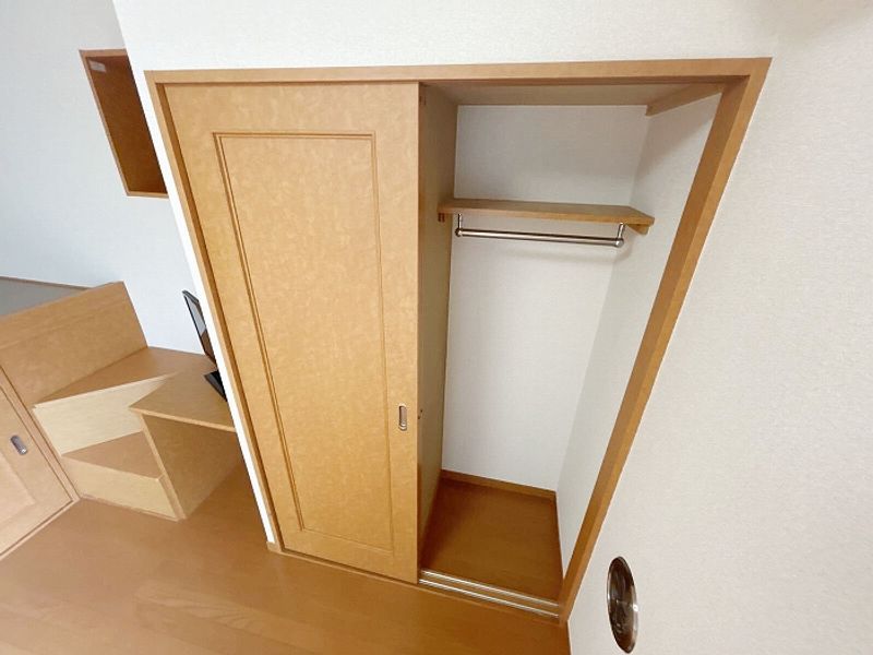 レオパレスＳＨＩＮＷＡ 収納