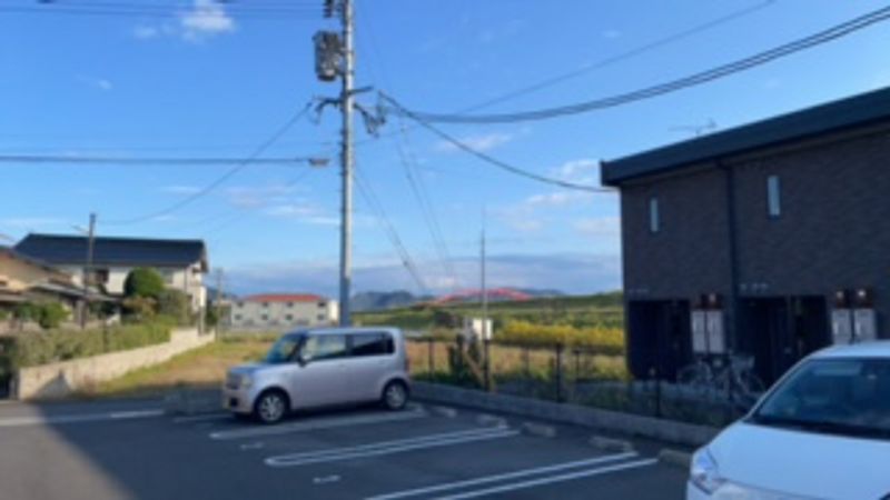 レオネクストカサデエスペランサ 駐車場