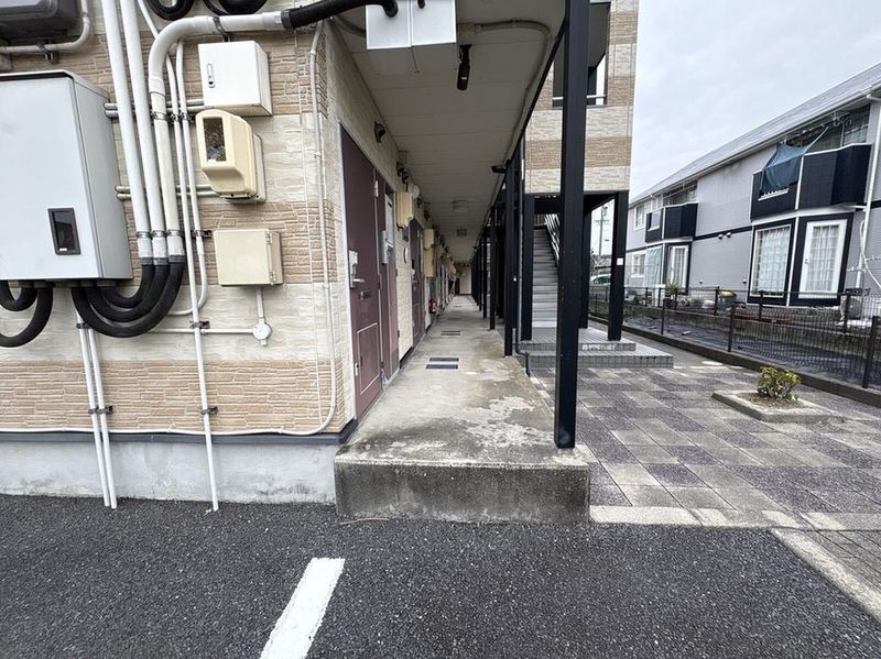 leopalace Exceed Shiohama Entrance