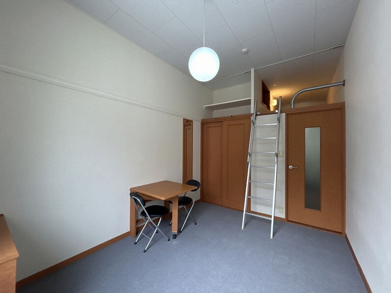 leopalace Wisteria Hirai III 客厅