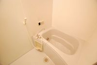 leopalace Cerezo Bathroom